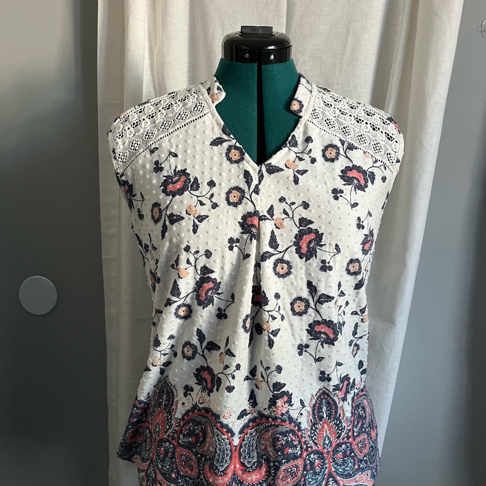Daniel Rainn White Floral Lace Women's Blouse